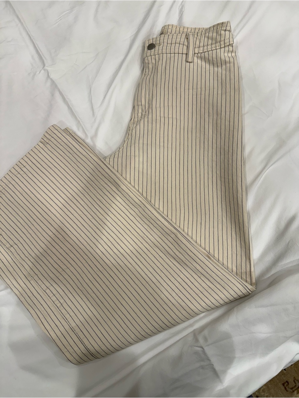 Universal Thread Pin-Striped Wide-Leg Jeans - Picture 3 of 4